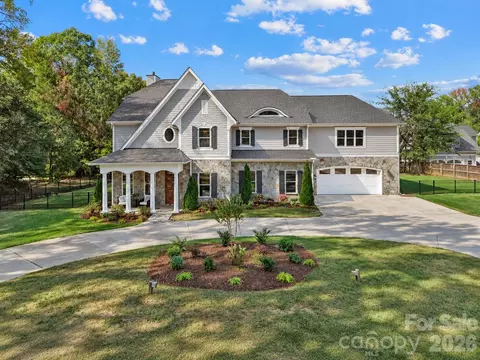 3416 Little Hope Rd, Charlotte, NC 28209