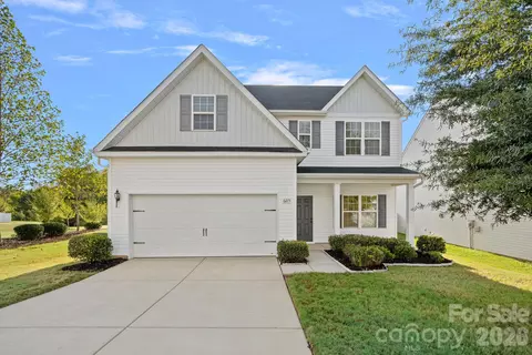6215 Paw Village Rd, Charlotte, NC 28214