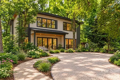 Harnett Street, Asheville, NC 28806
