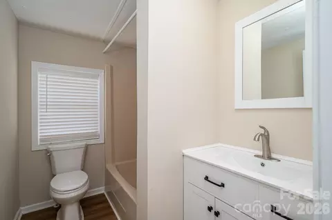 Bath - 3100 Cat Square Rd, Vale, NC 28168 photo 2 of 2