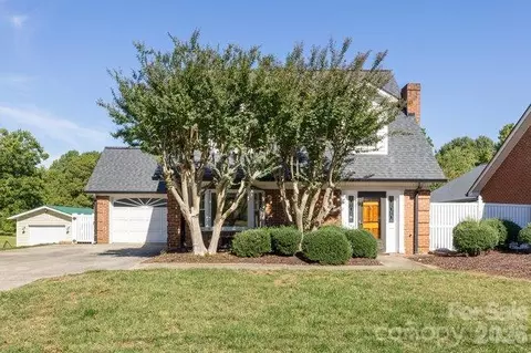 746 N Main H St #H, Mooresville, NC 28115