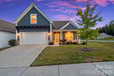3038 Pinehills Way, Mount Holly, NC 28120