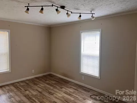 Living - 230 Squirrel Run, Salisbury, NC 28146 photo 2 of 3