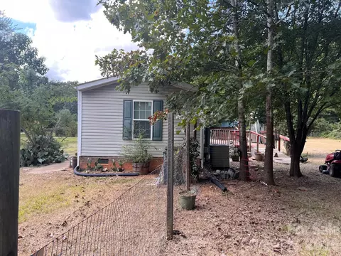 Exterior - 230 Squirrel Run, Salisbury, NC 28146 photo 2 of 9