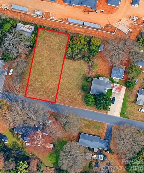 4922 Twin Dr, Charlotte, NC 28269