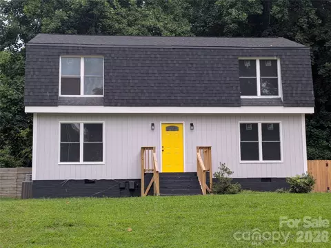 5504 Ilford St, Charlotte, NC 28215