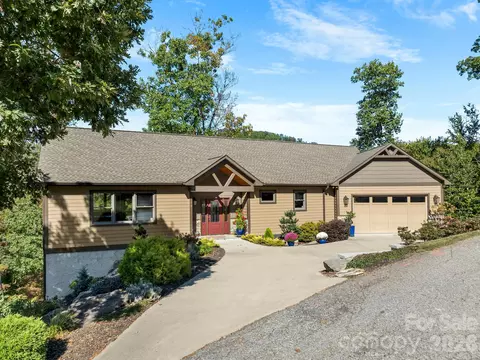 14 Herron View Ln, Weaverville, NC 28787