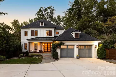 4211 Tangle Dr, Charlotte, NC 28211