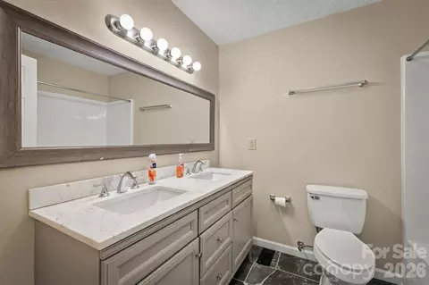 Bath - 306 New Orleans Blvd, Morganton, NC 28655 photo 1 of 2