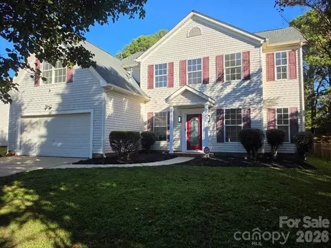 5708 Falls Ridge Ln, Charlotte, NC 28269