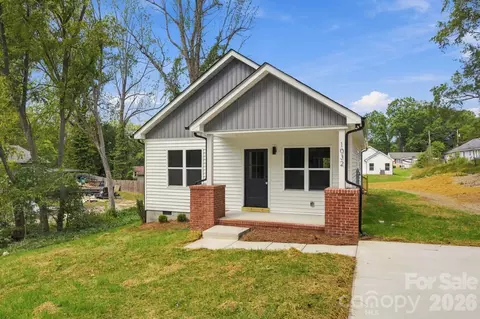 1032 Sycamore Ave, Gastonia, NC 28052