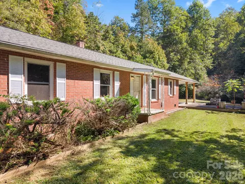 Exterior - 103 Early Deitz Rd, Sylva, NC 28779 photo 7 of 8