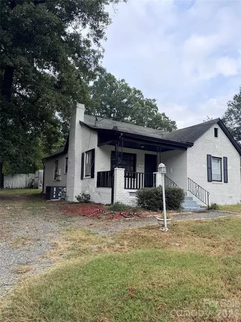 3724 Alabama Ave, Charlotte, NC 28216