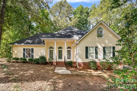 8311 Poplar Grove Cir, Waxhaw, NC 28173
