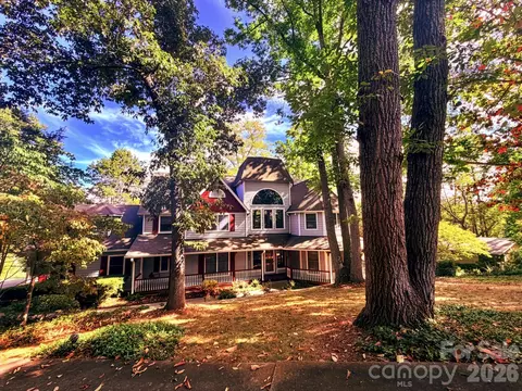 169 Windsor Rd, Asheville, NC 28804
