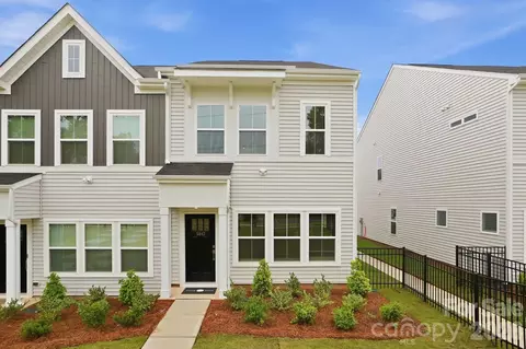 5847 Tuckaseegee 6 Rd #6, Charlotte, NC 28208