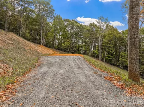 Poplar Trail, Spruce Pine, NC 28777 photo 16