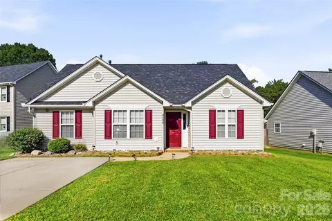 4226 Red Shed Ln, Charlotte, NC 28269
