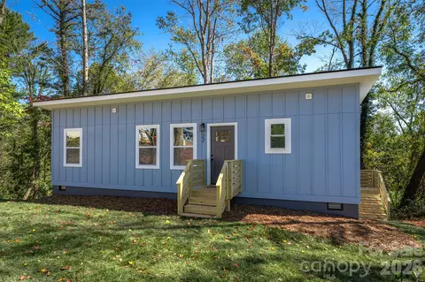 22 Crestfield Ave, Asheville, NC 28804