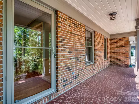 Exterior - 280 Overlook Cir, Tryon, NC 28782 photo 16 of 17