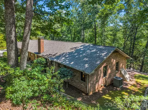 Exterior - 280 Overlook Cir, Tryon, NC 28782 photo 2 of 17