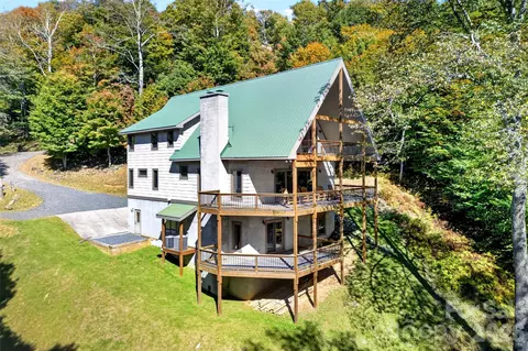 155 Mule Trail Dr, Bakersville, NC 28705
