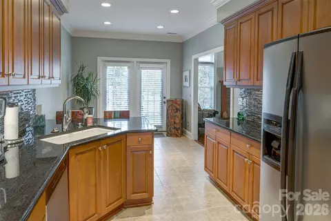 Kitchen - 149 42nd Avenue Nw Dr NW, Hickory, NC 28601 photo 4 of 4