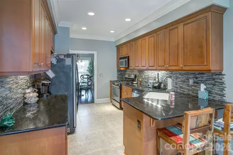 Kitchen - 149 42nd Avenue Nw Dr NW, Hickory, NC 28601 photo 1 of 4