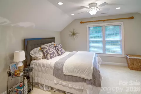 Bedroom - 149 42nd Avenue Nw Dr NW, Hickory, NC 28601 photo 4 of 6