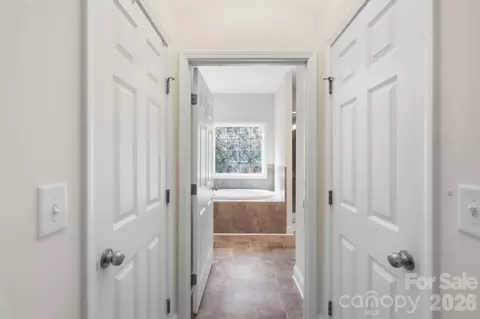 Entry Way - 3907 Longpond Ln, Monroe, NC 28110 photo 3 of 4