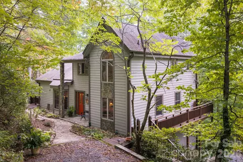 355 Summer Haven Rd, Swannanoa, NC 28778