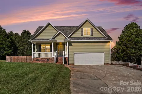 225 Brooks Farm Dr, Rockwell, NC 28138