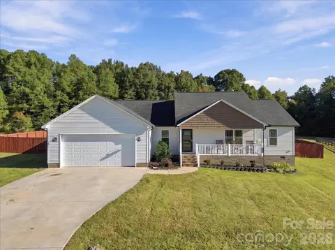 3038 Brody Ln, Maiden, NC 28650