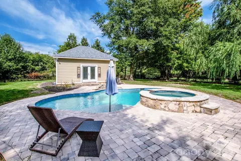 Exterior - 8071 E Andrew Dr, Denver, NC 28037 photo 10 of 11