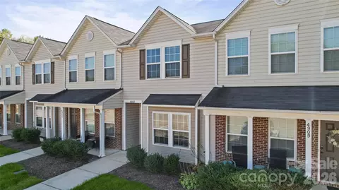 4907 Potter Rd, Matthews, NC 28104
