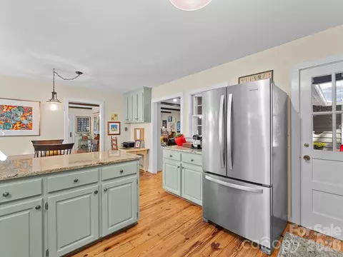 Kitchen - 69 Eargle Rd, Tryon, NC 28782 photo 4 of 4