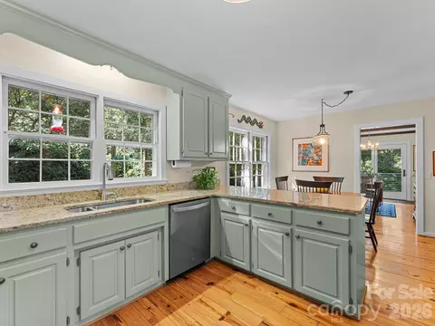 Kitchen - 69 Eargle Rd, Tryon, NC 28782 photo 2 of 4