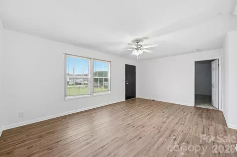 Living - 1037 Appledown Ct, Salisbury, NC 28147 photo 1 of 3