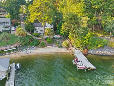 View/Area - 2065 Marquesas Ave, Tega Cay, SC 29708 photo 5 of 14