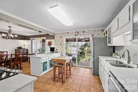 Kitchen - 2065 Marquesas Ave, Tega Cay, SC 29708 photo 1 of 3
