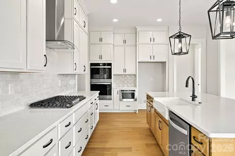 Kitchen - 4178 Millstream Rd, Denver, NC 28037 photo 4 of 7