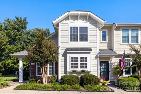 Exterior - 701 Shellstone Pl, Fort Mill, SC 29708 photo 1 of 2