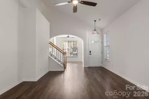 Living - 701 Shellstone Pl, Fort Mill, SC 29708 photo 1 of 3