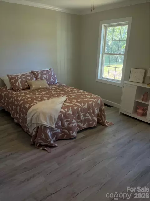 Bedroom - 581 Sutton Spring Rd, York, SC 29745 photo 2 of 4