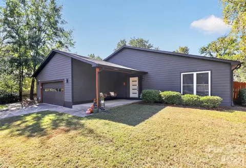3851 Sweetgrass Ln, Charlotte, NC 28226
