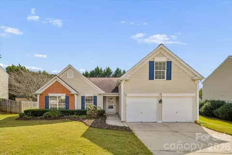 9214 Culcairn Rd, Huntersville, NC 28078
