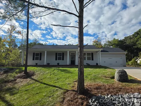 2935 Heavners Farm Ct, Lincolnton, NC 28092