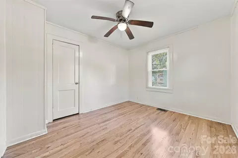Bedroom - 110 Brookside Ln, Morganton, NC 28655 photo 4 of 6