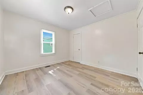 Bedroom - 110 Brookside Ln, Morganton, NC 28655 photo 2 of 6