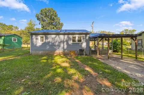 Exterior - 110 Brookside Ln, Morganton, NC 28655 photo 3 of 5